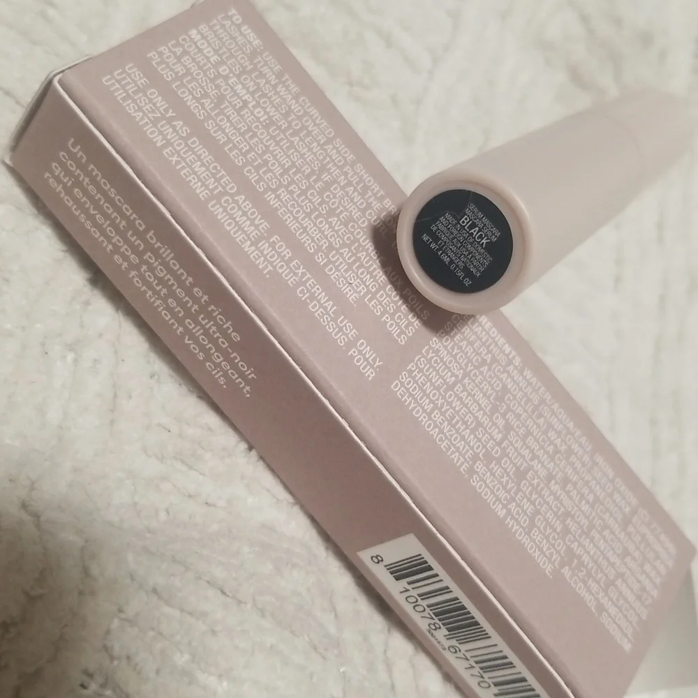 4/25 bundle item. Rose Inc Black Serum Mascara